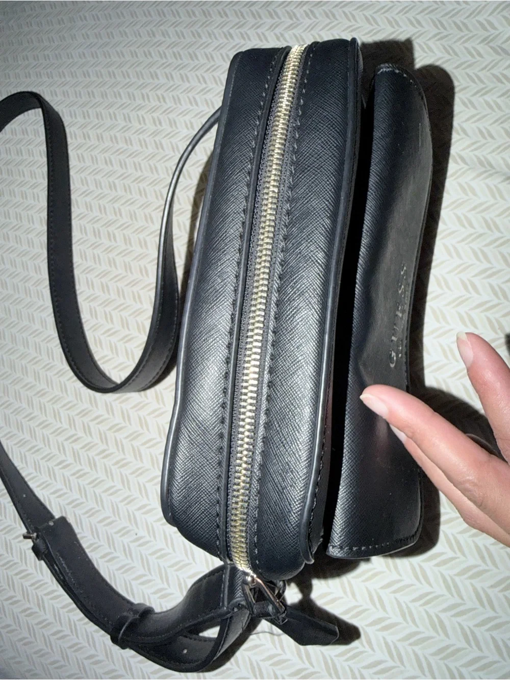 GUESS Los Angeles Black Crossbody Bag